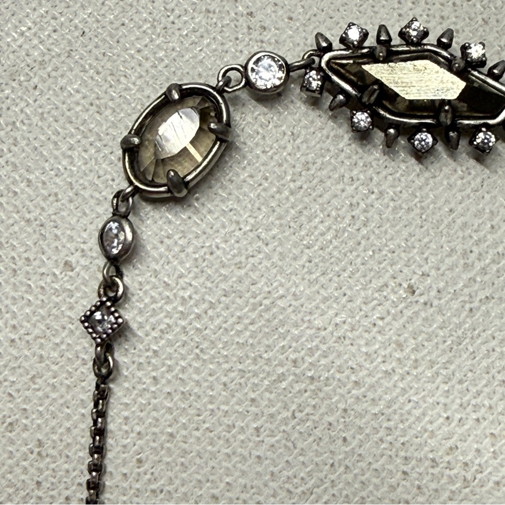 Kendra Scott Alicia Pyrite Adjustable Antiqued Silver Tone Bracelet Slider - Picture 4 of 9